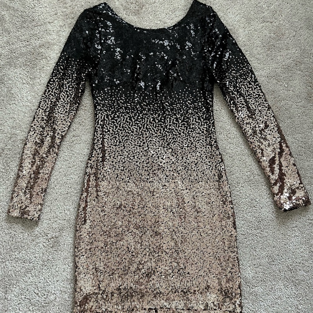 Charlotte Russe XS Sequence Mini Dress (Never Worn Brand New) Rose Gold & Black